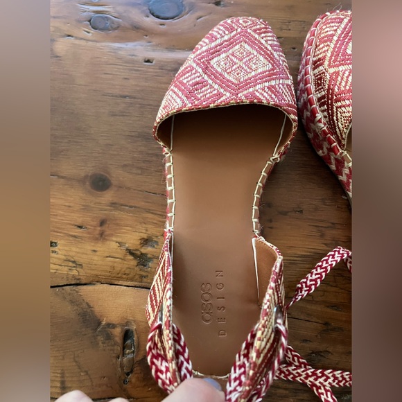 Pair of brand new ASOS Design woven espadrilles red US 8 - Picture 2 of 6
